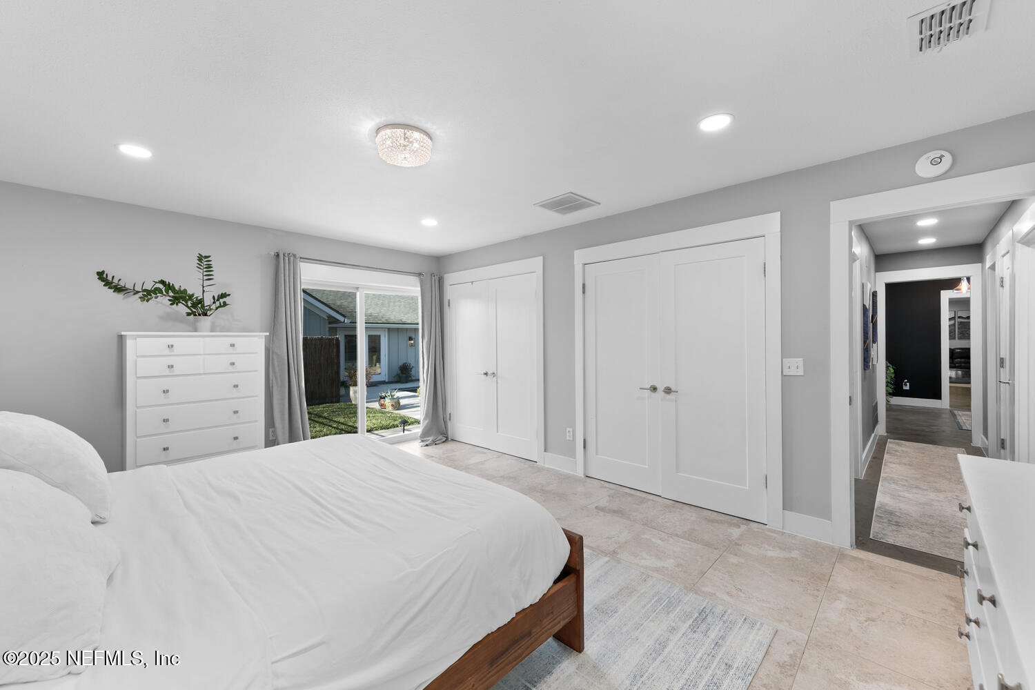 2448 BLACKBEARD Drive