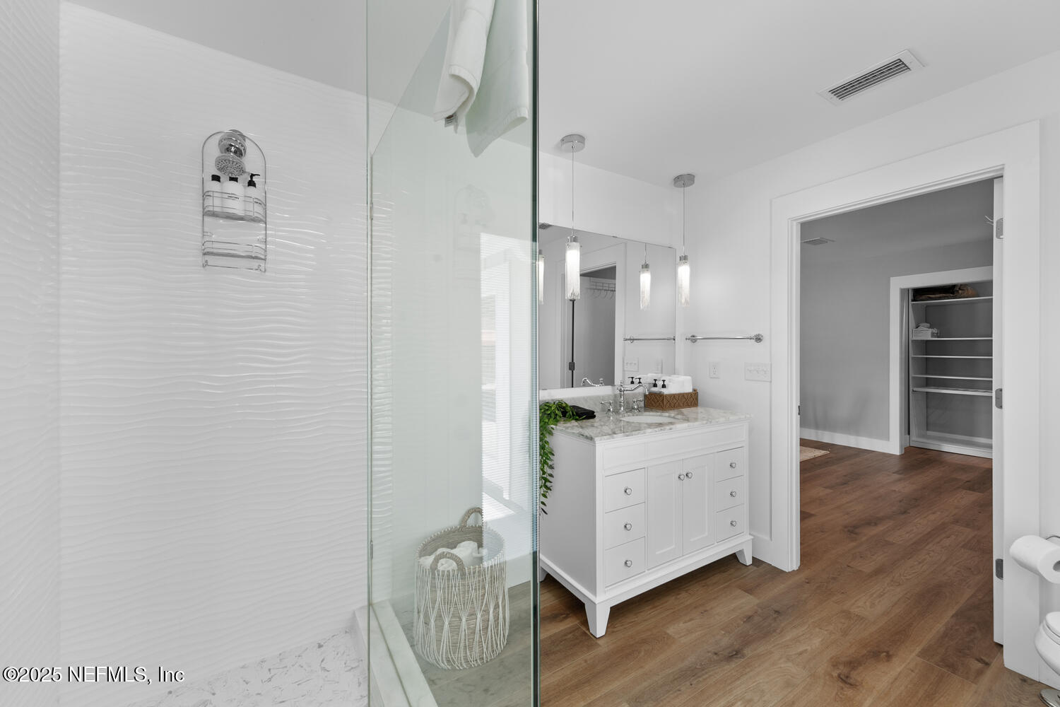 2448 BLACKBEARD Drive