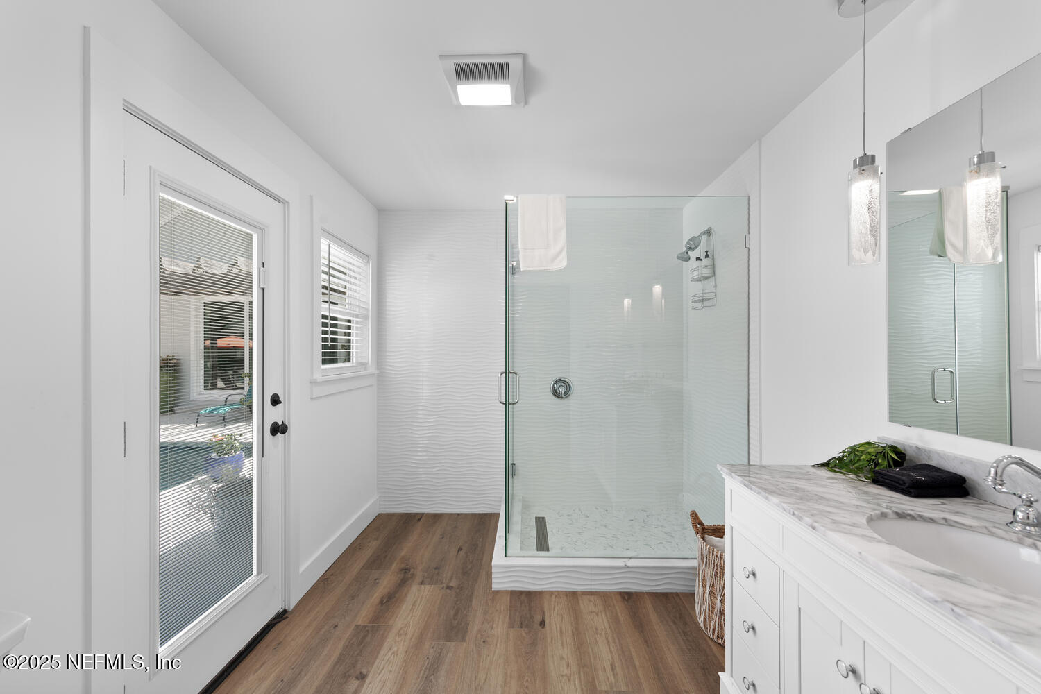 2448 BLACKBEARD Drive