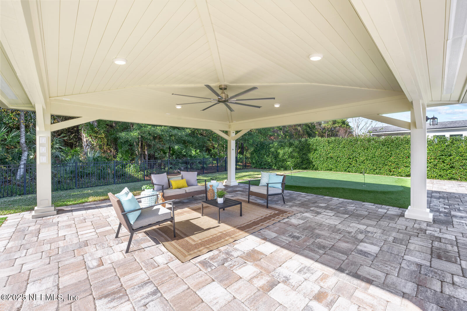 4468 HUNTERSTON Lane