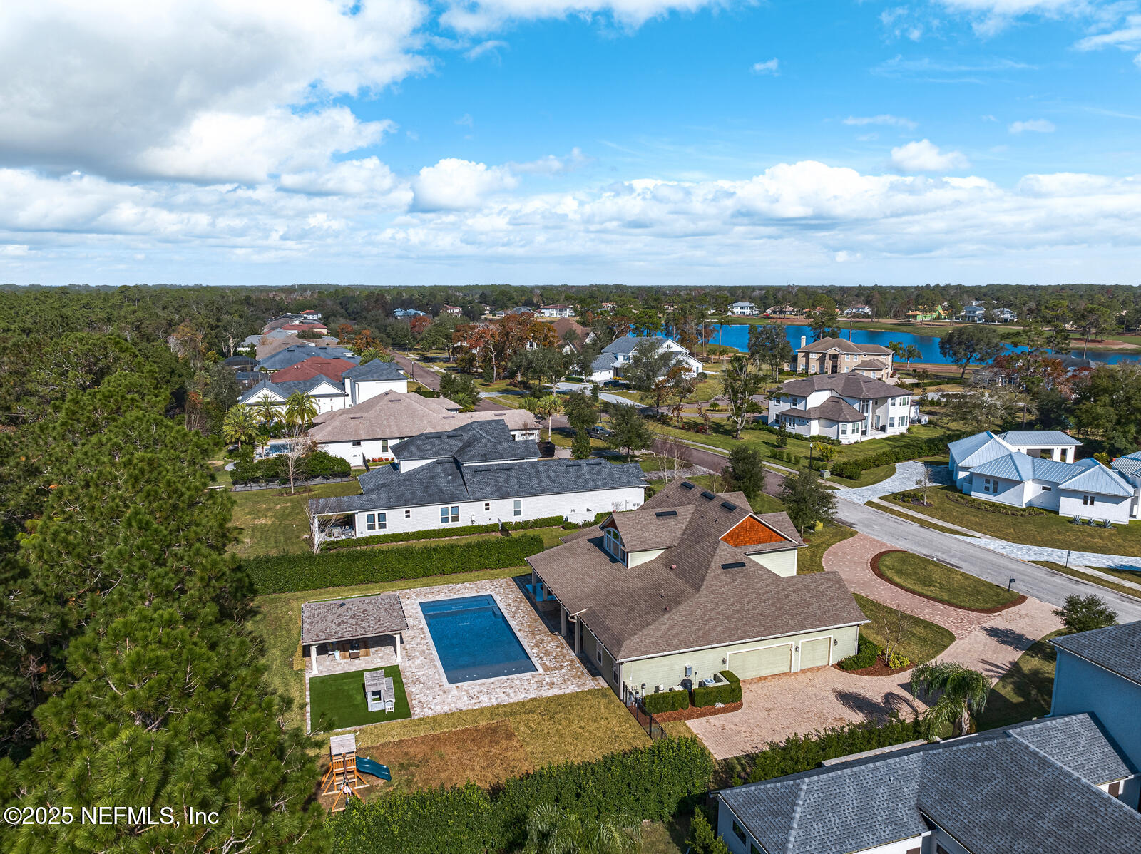 4468 HUNTERSTON Lane