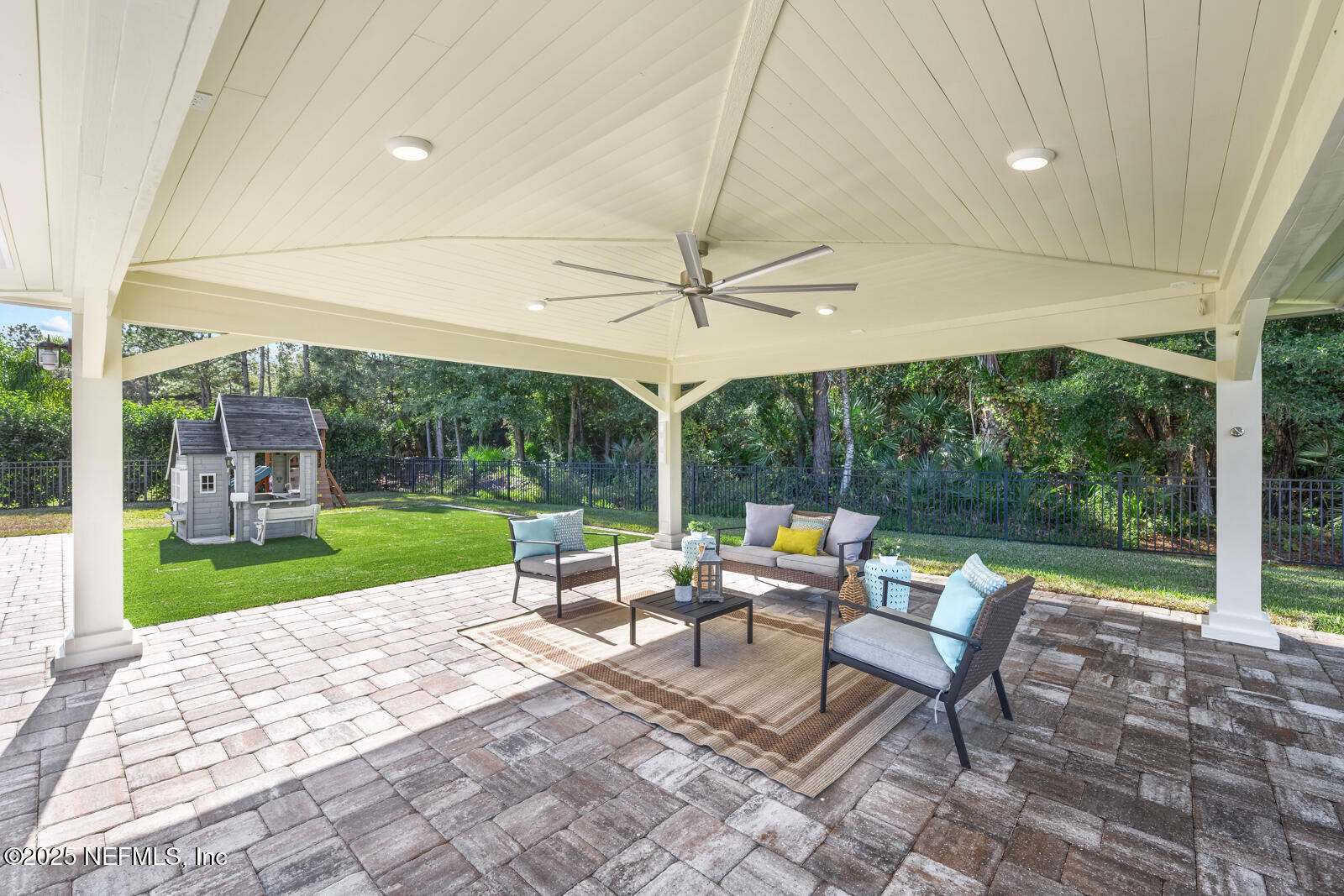 4468 HUNTERSTON Lane