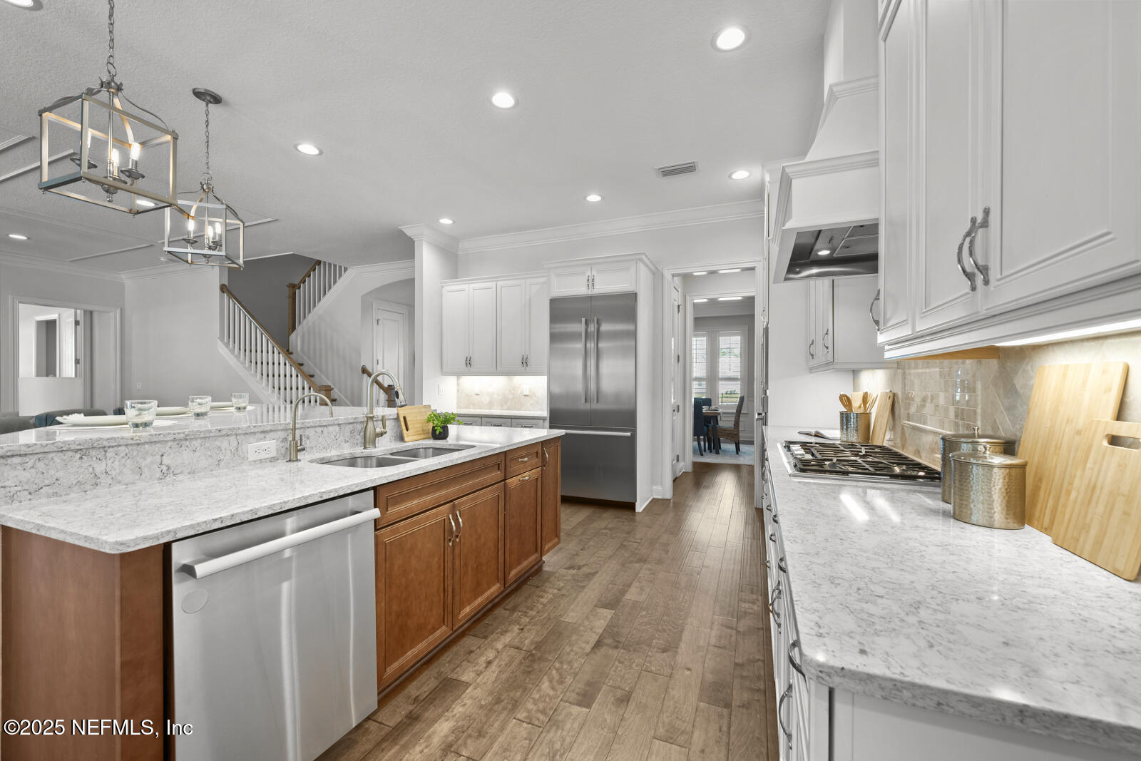 4468 HUNTERSTON Lane