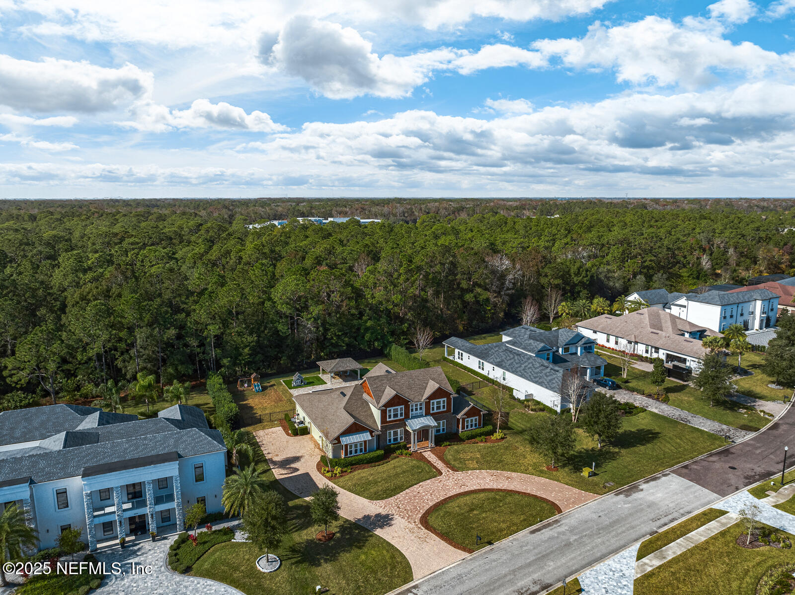 4468 HUNTERSTON Lane