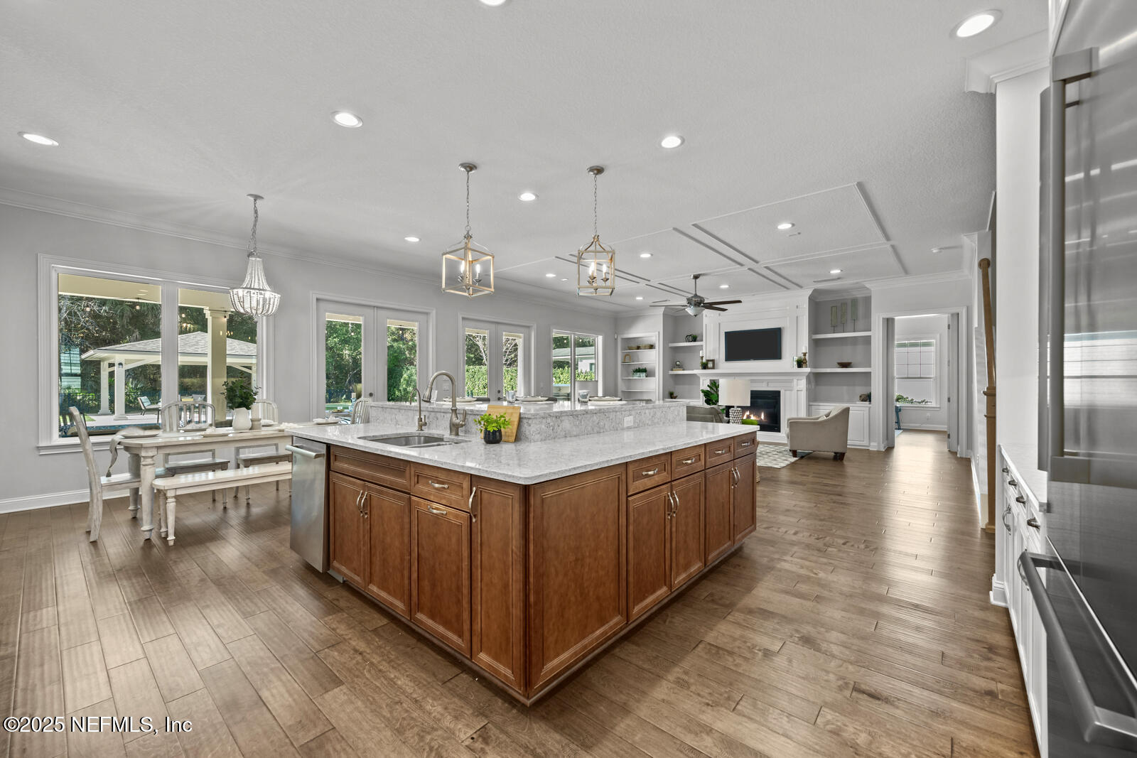 4468 HUNTERSTON Lane