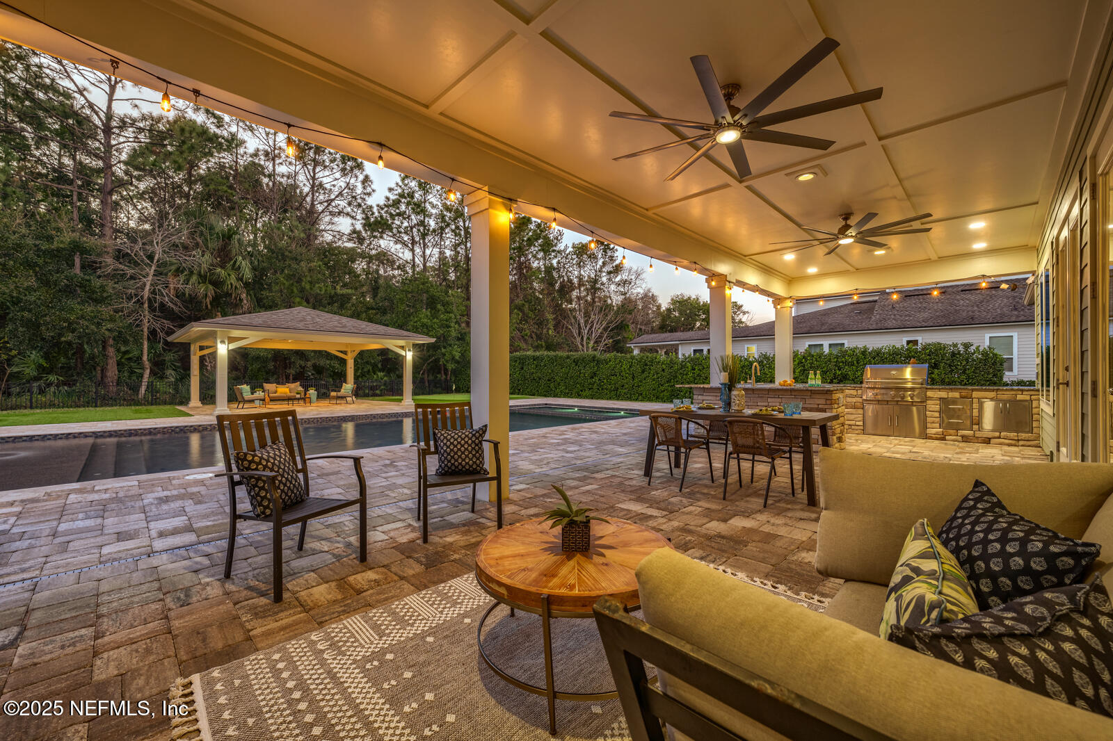 4468 HUNTERSTON Lane