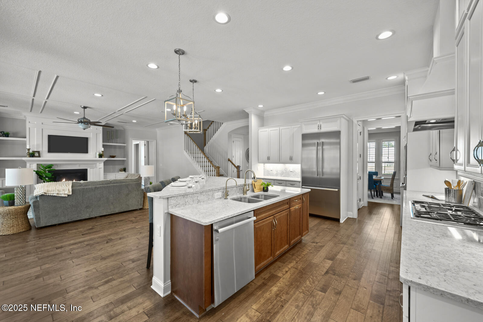 4468 HUNTERSTON Lane