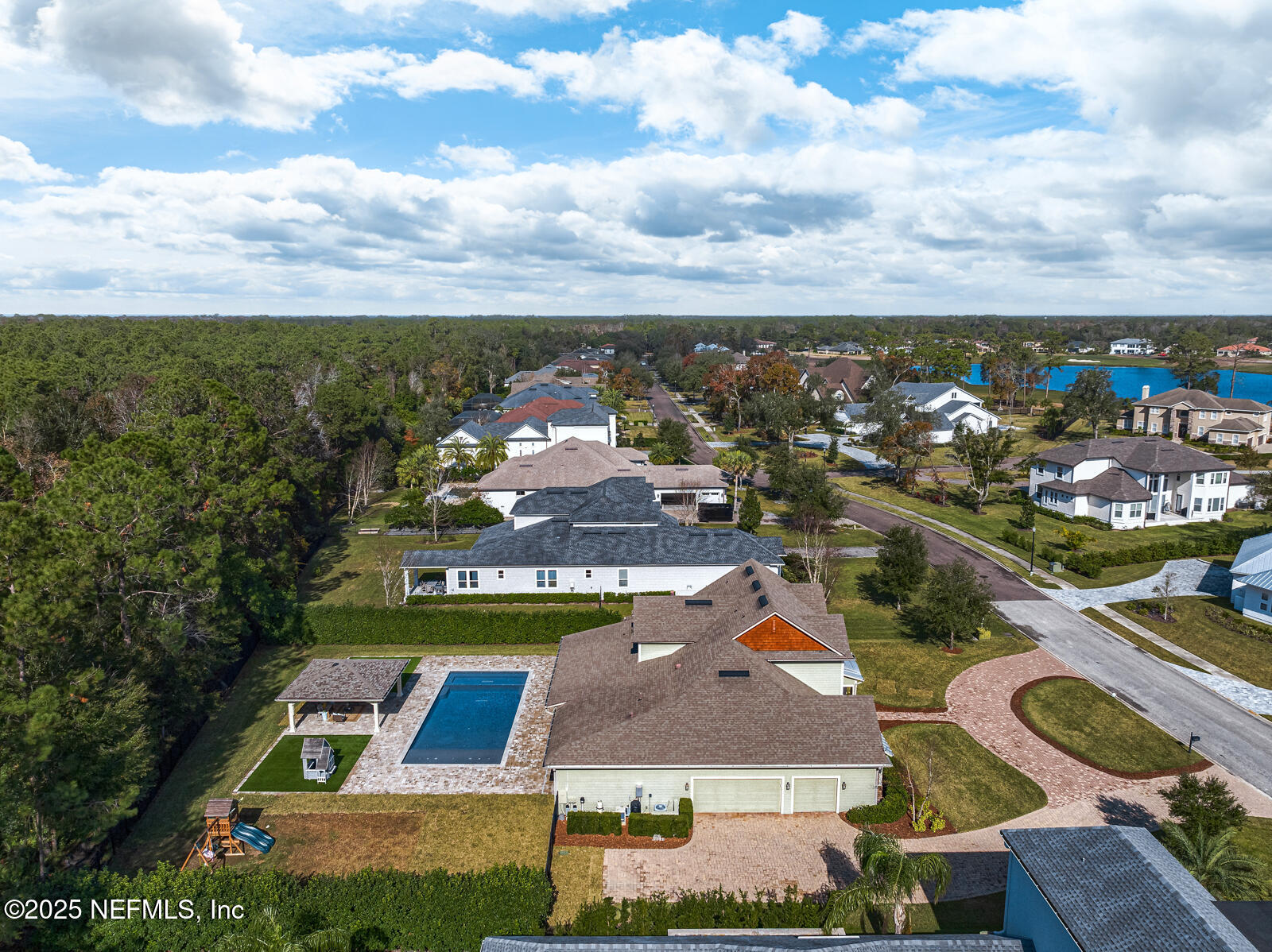 4468 HUNTERSTON Lane