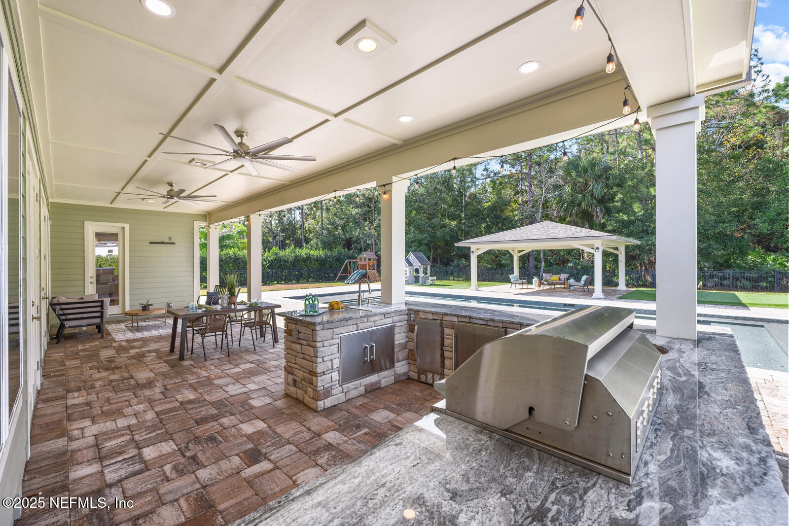 4468 HUNTERSTON Lane