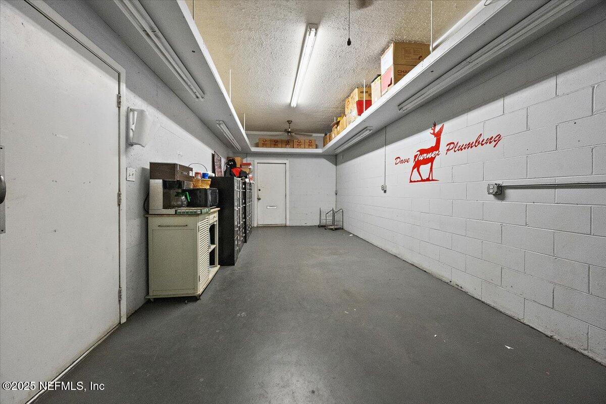 474390 E STATE ROAD 200