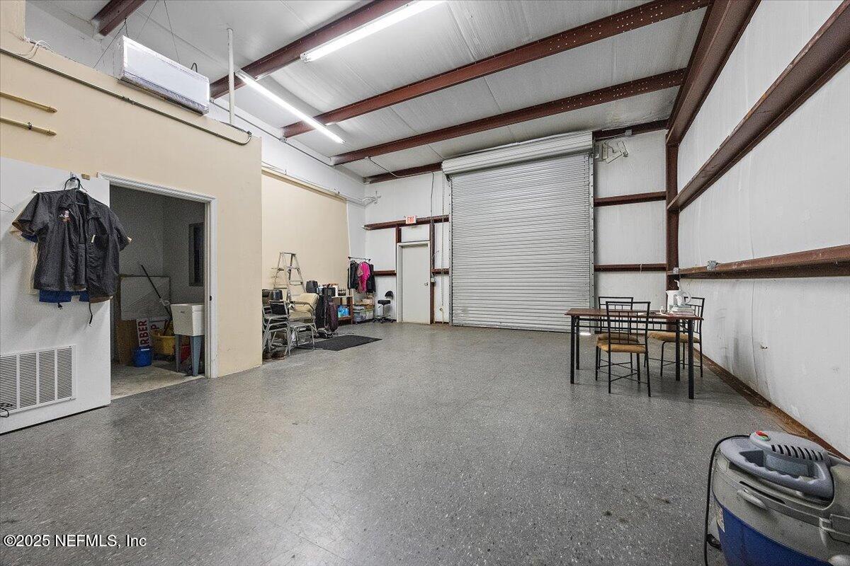 474390 E STATE ROAD 200