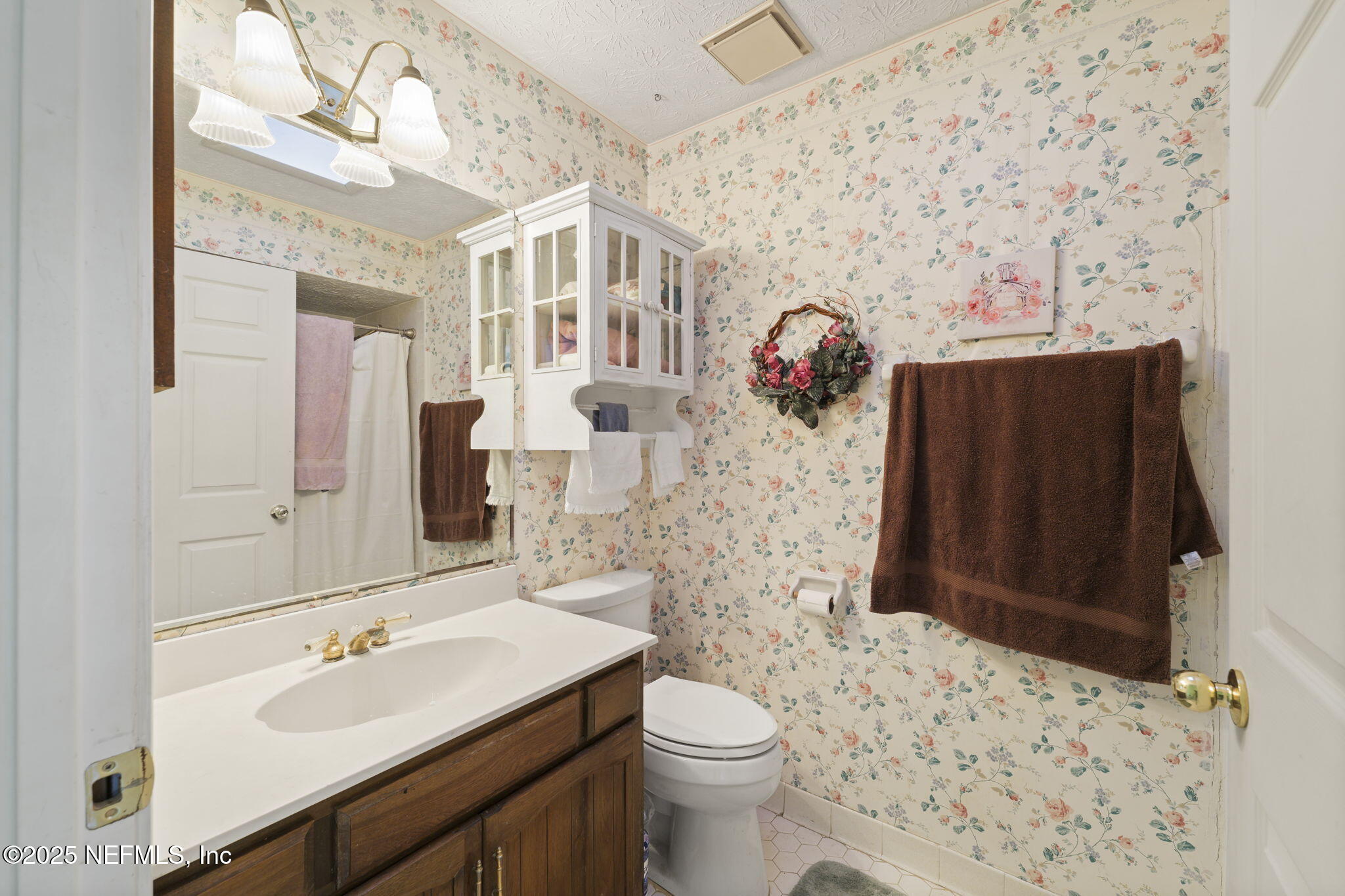 4221 CLEARWATER Lane