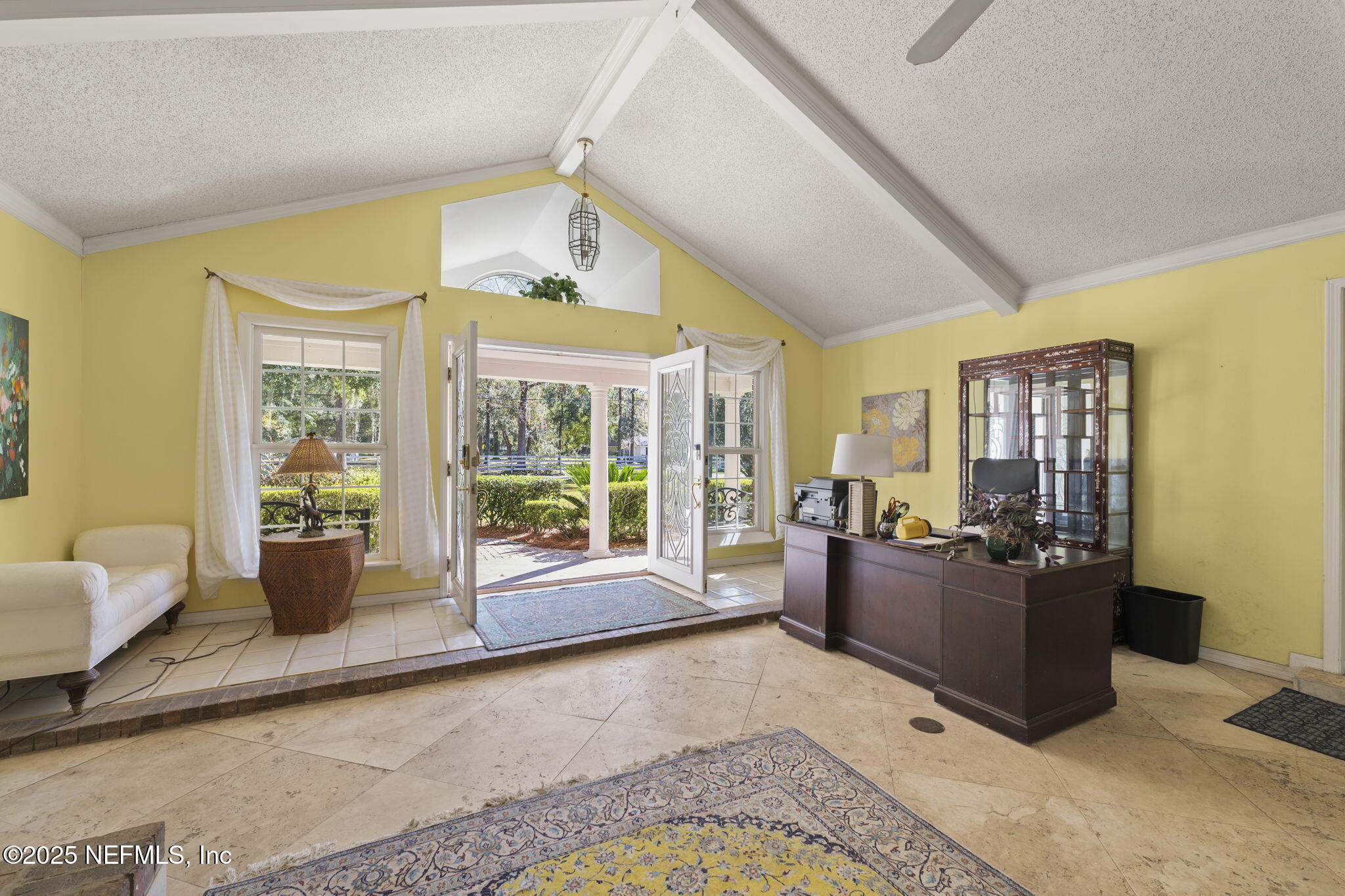 4221 CLEARWATER Lane