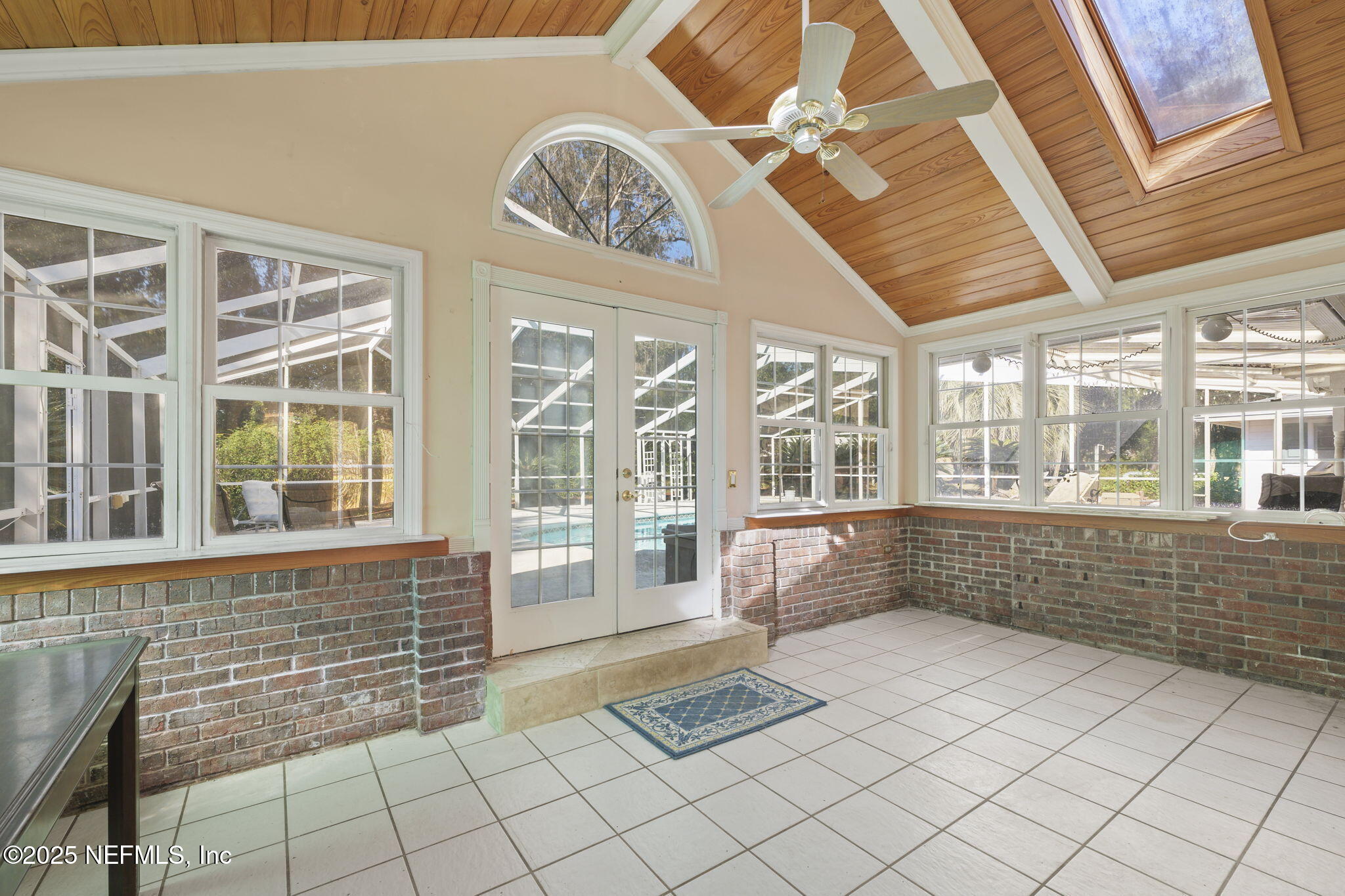 4221 CLEARWATER Lane