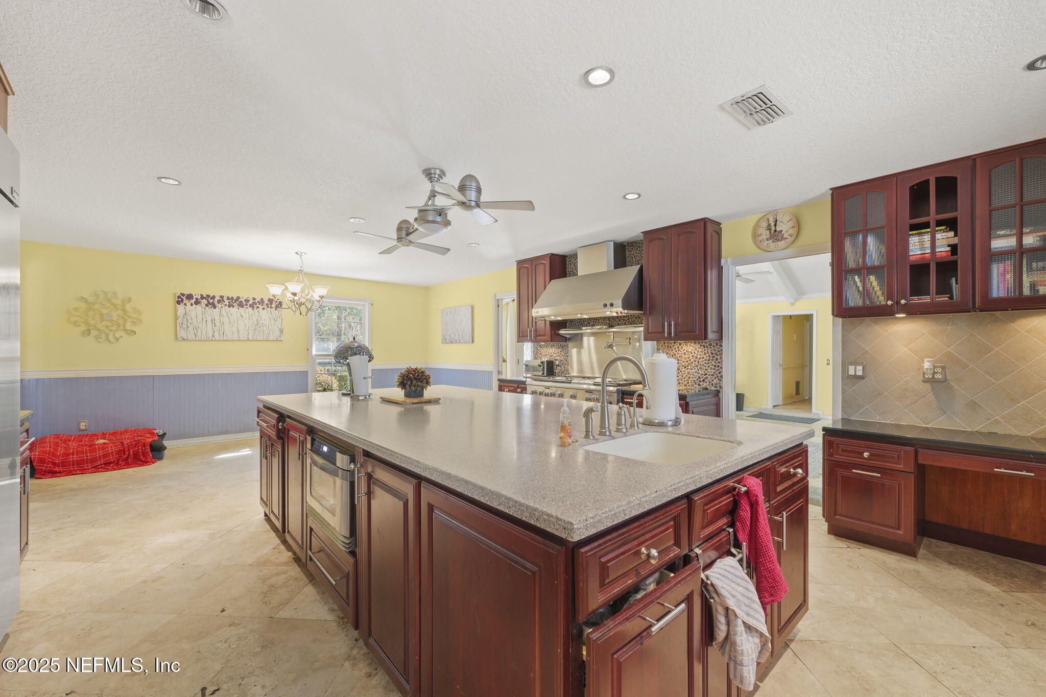 4221 CLEARWATER Lane