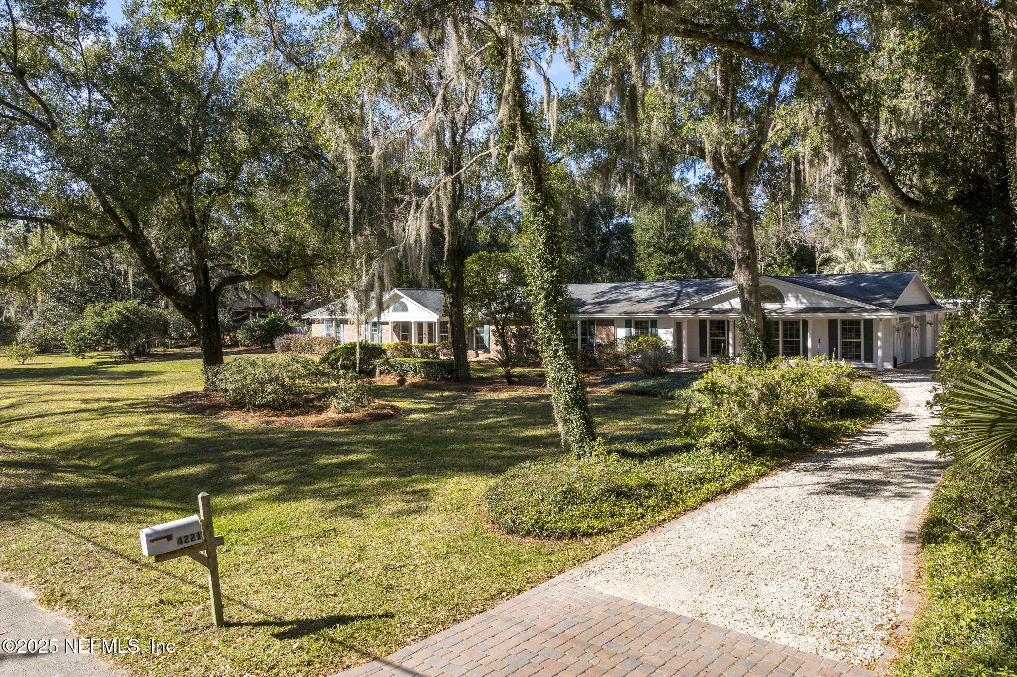 4221 CLEARWATER Lane