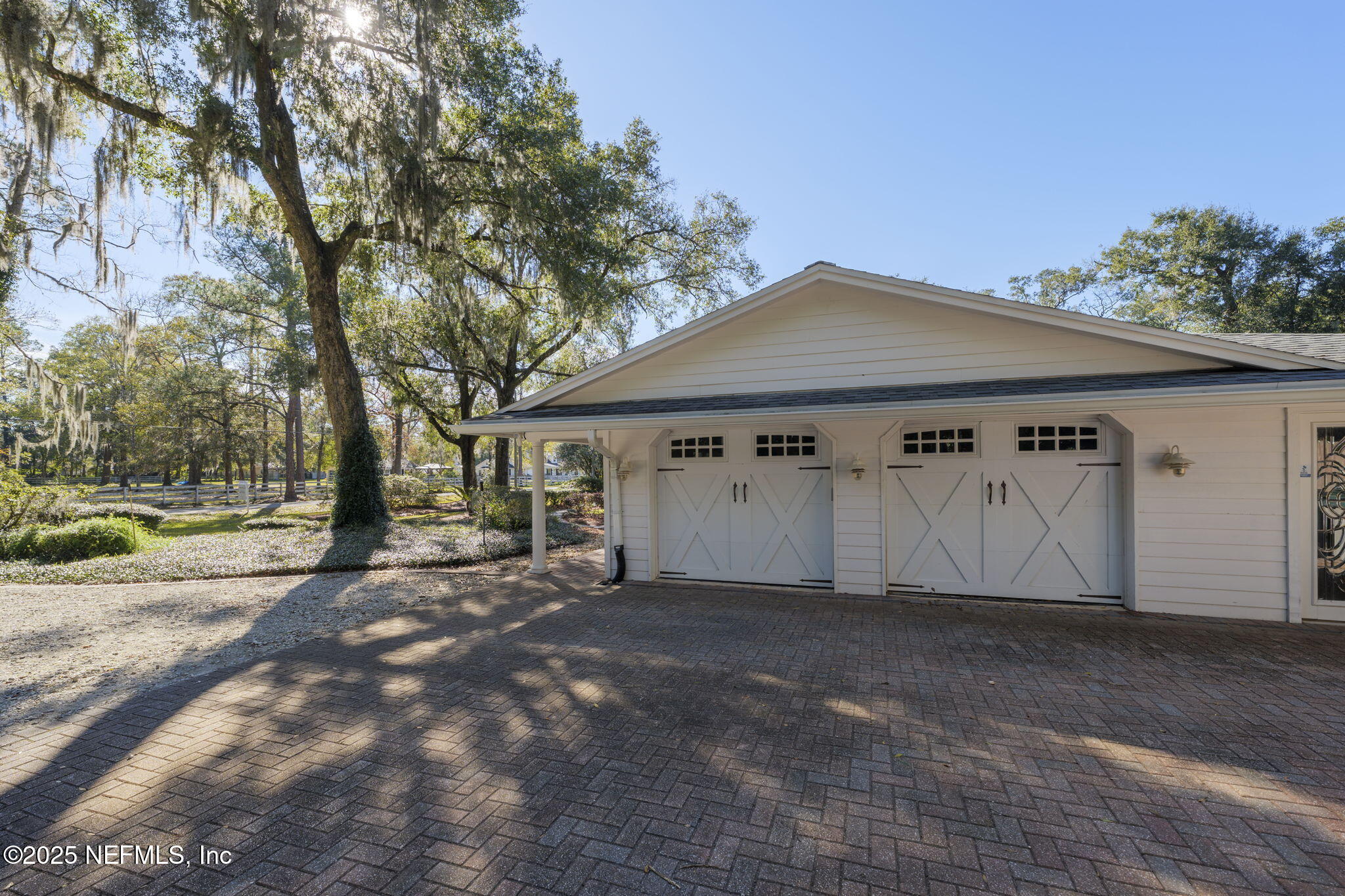 4221 CLEARWATER Lane