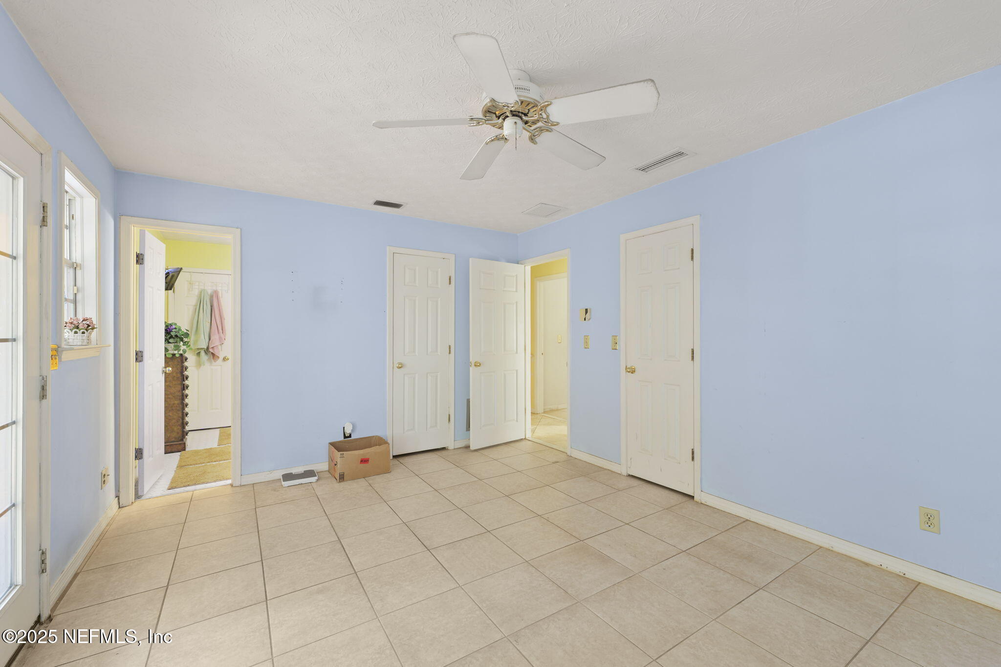 4221 CLEARWATER Lane
