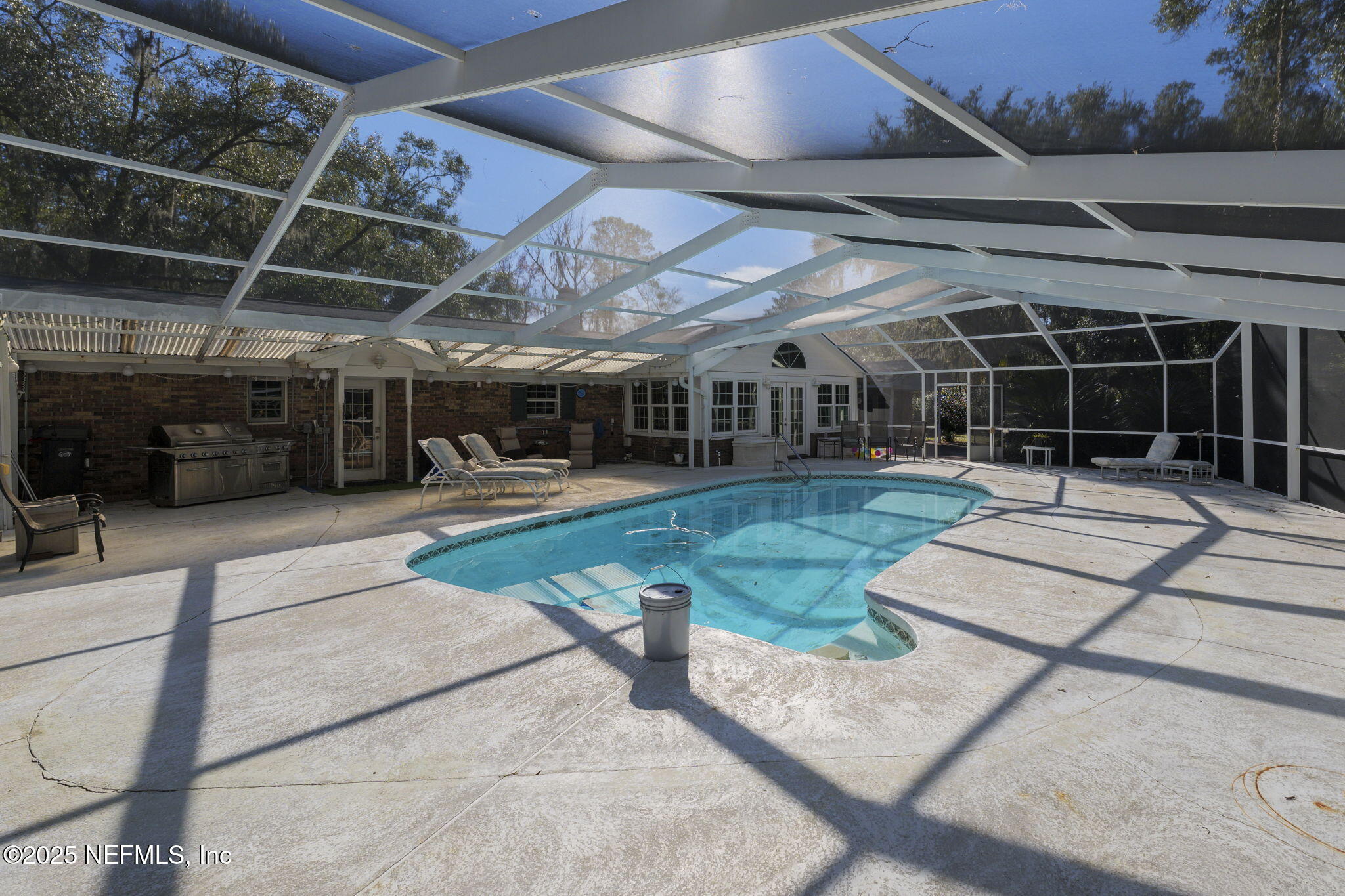 4221 CLEARWATER Lane