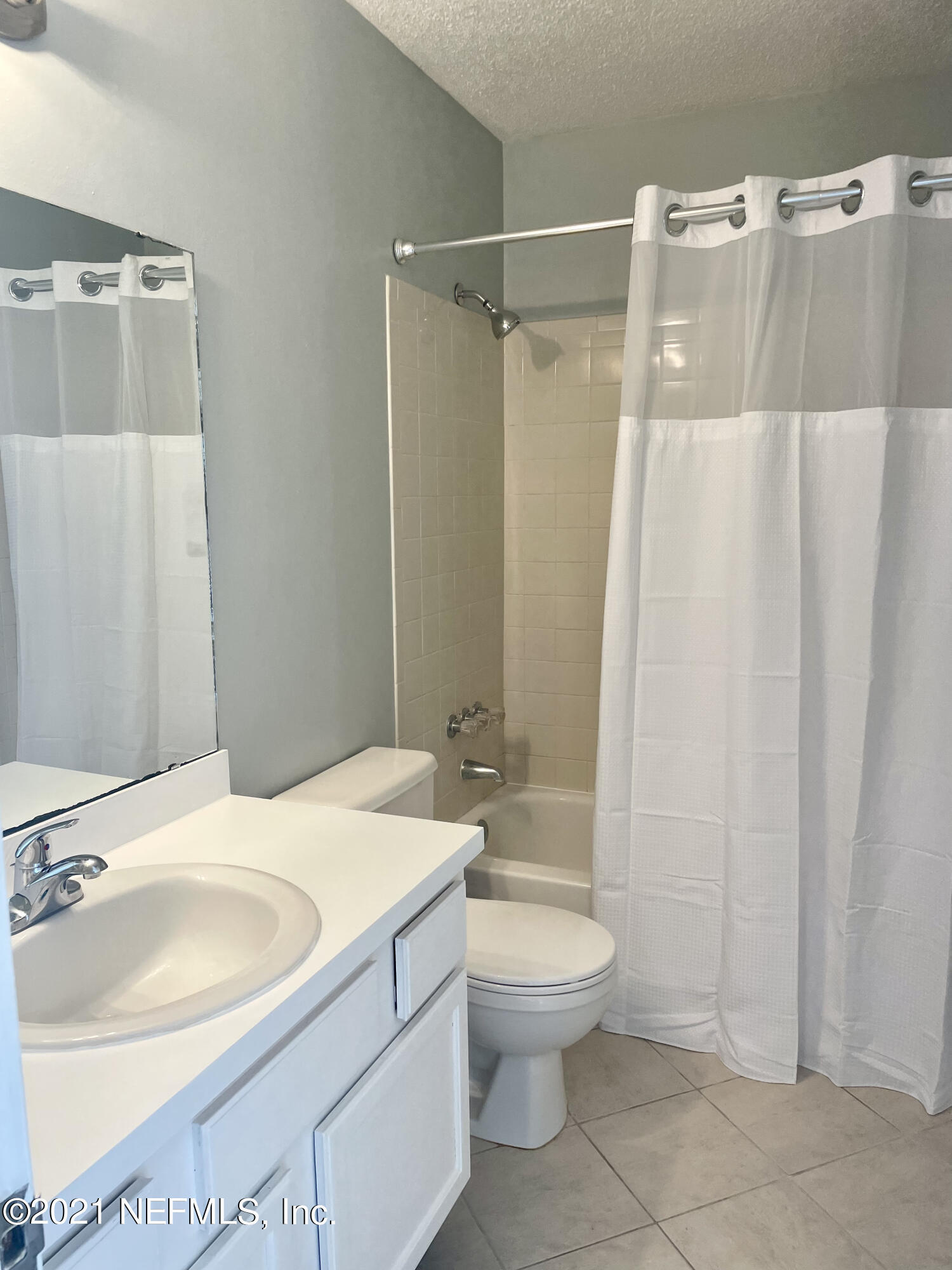 614 4TH Street N, B