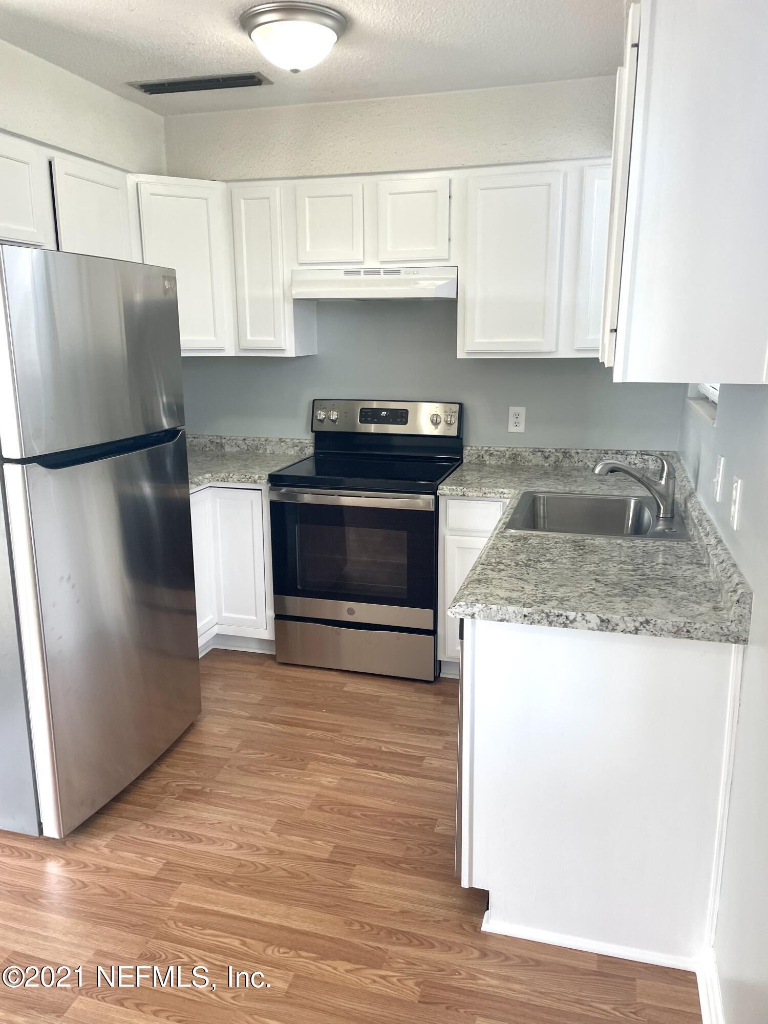 614 4TH Street N, B