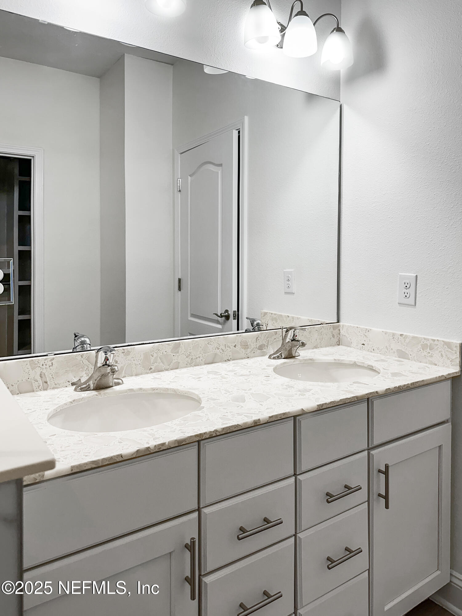 109 SILVERLEAF VILLAGE Drive