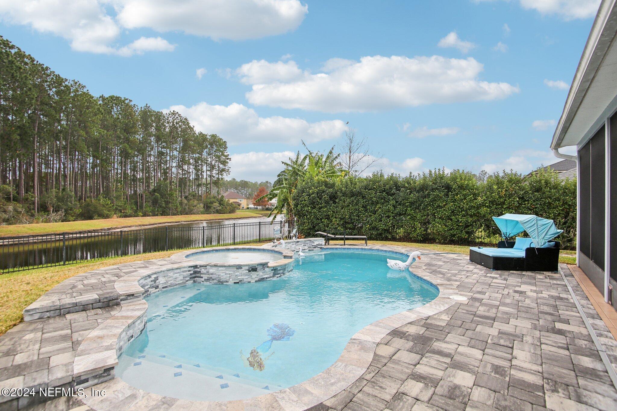 156 SCOTLAND YARD Boulevard, St. Johns