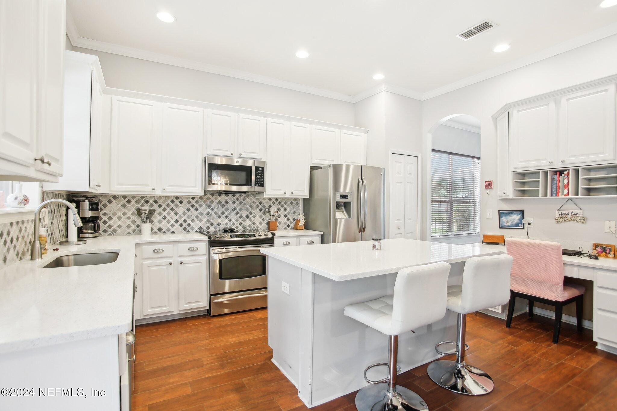 156 SCOTLAND YARD Boulevard, St. Johns