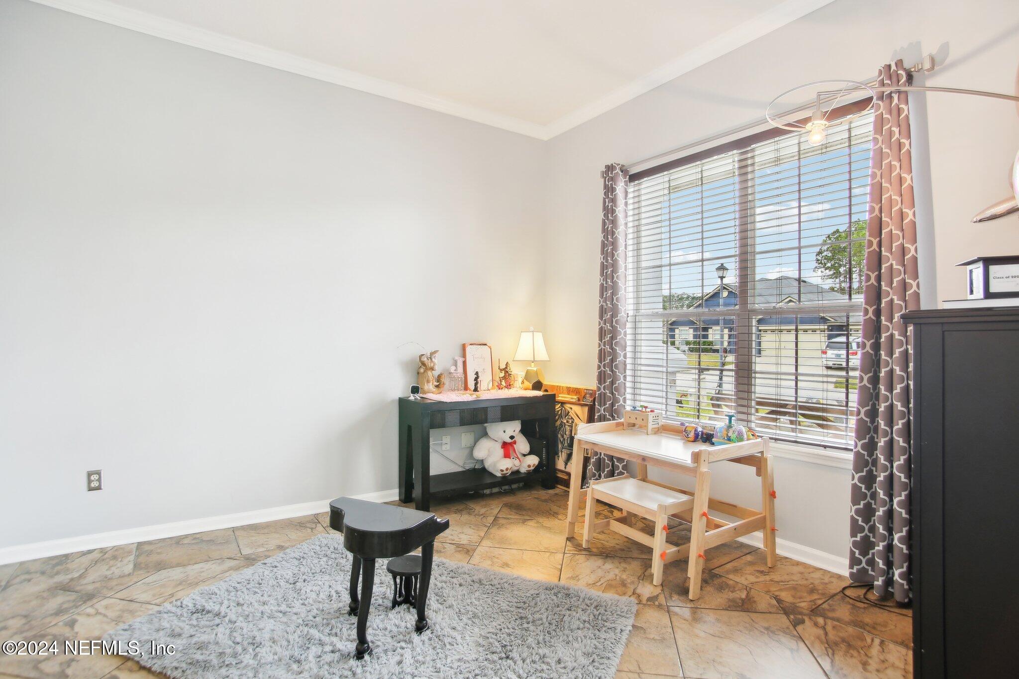 156 SCOTLAND YARD Boulevard, St. Johns
