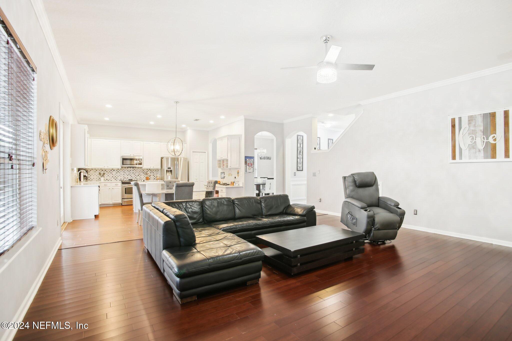 156 SCOTLAND YARD Boulevard, St. Johns