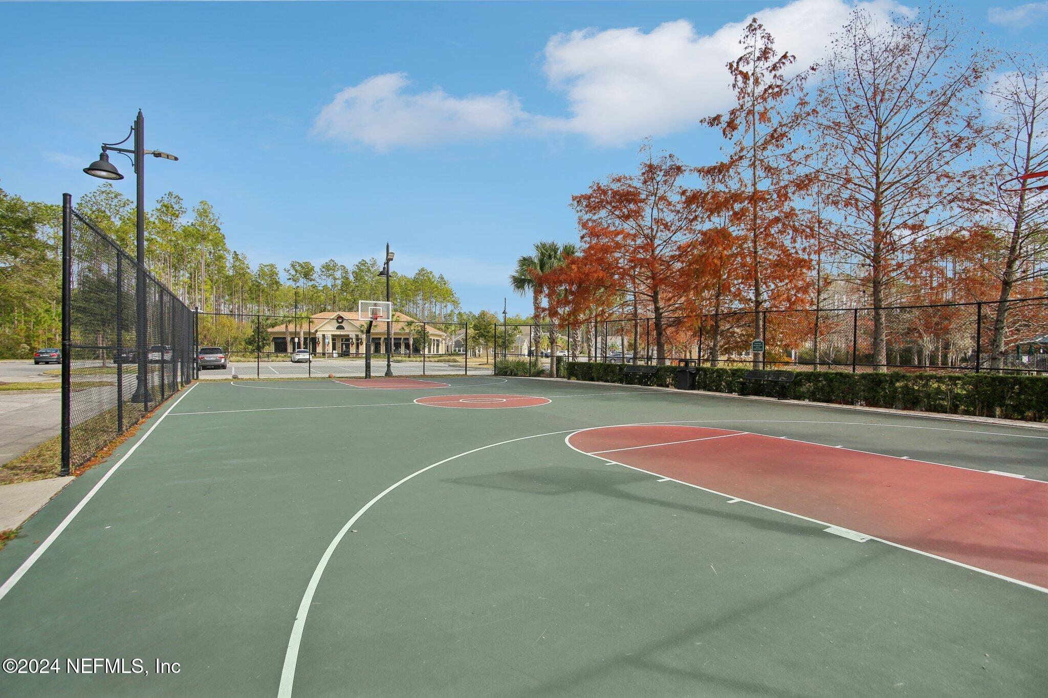 156 SCOTLAND YARD Boulevard, St. Johns