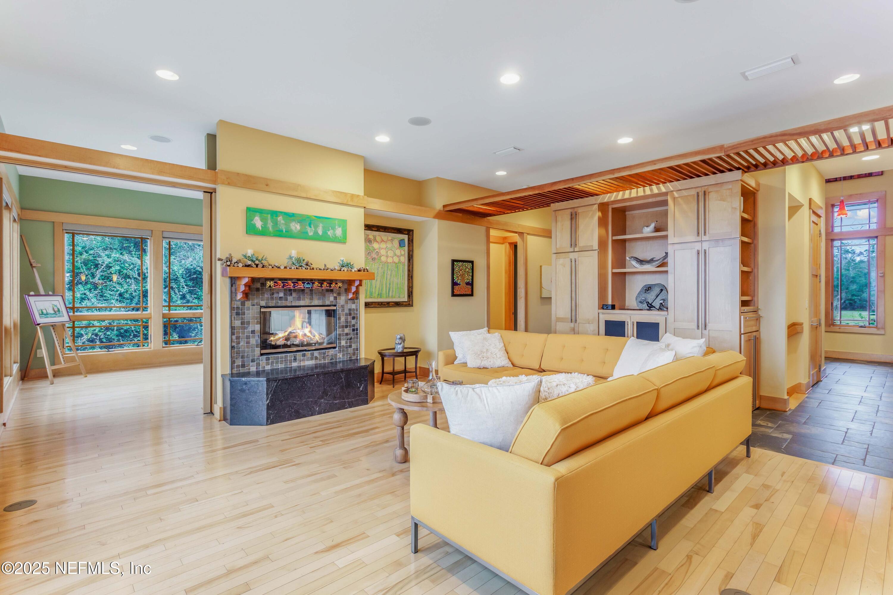 940564 OLD NASSAUVILLE Road