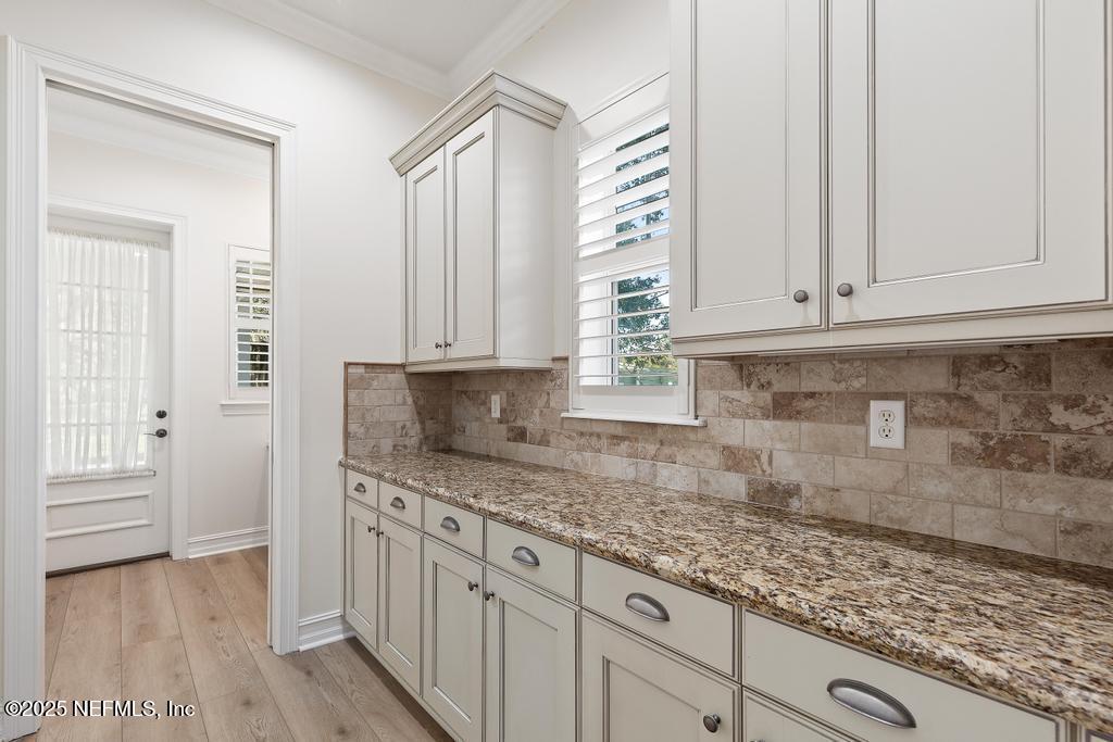 281 STERNWHEEL Drive, St. Johns