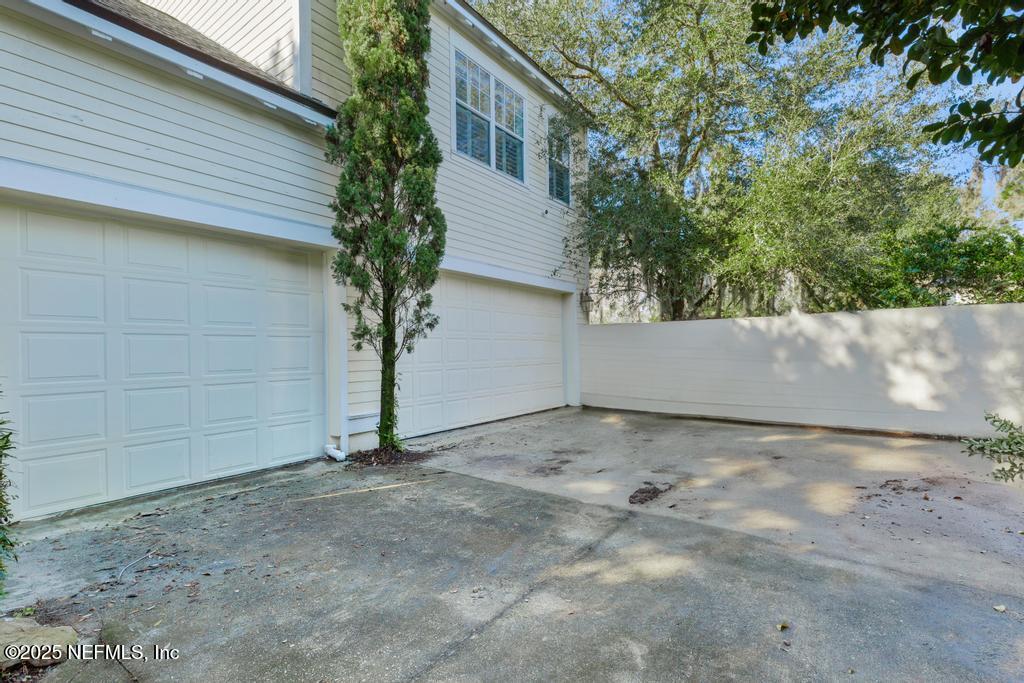 281 STERNWHEEL Drive, St. Johns