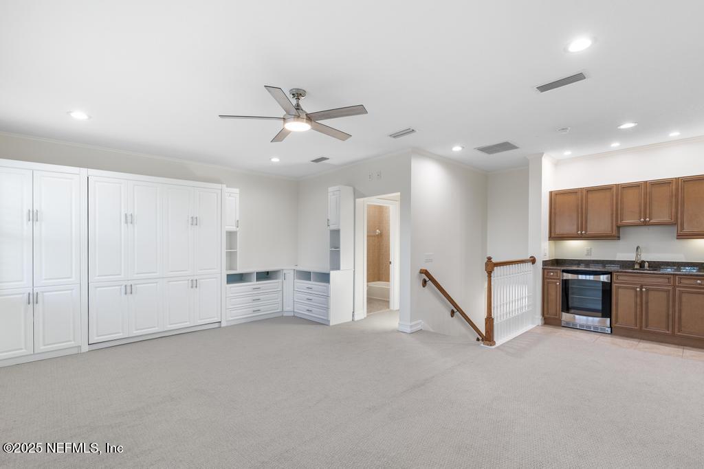 281 STERNWHEEL Drive, St. Johns