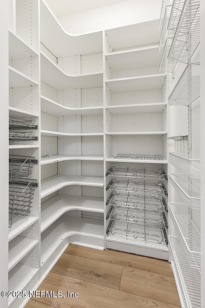 281 STERNWHEEL Drive, St. Johns