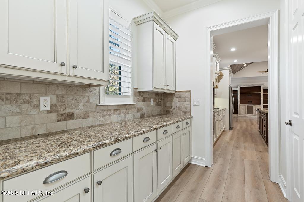 281 STERNWHEEL Drive, St. Johns