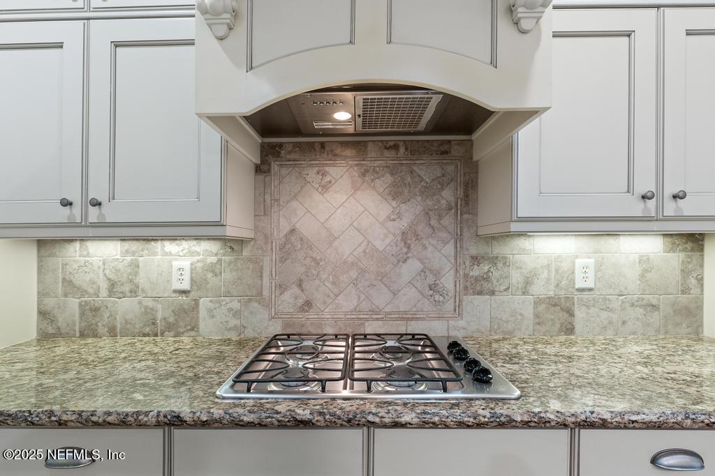 281 STERNWHEEL Drive, St. Johns