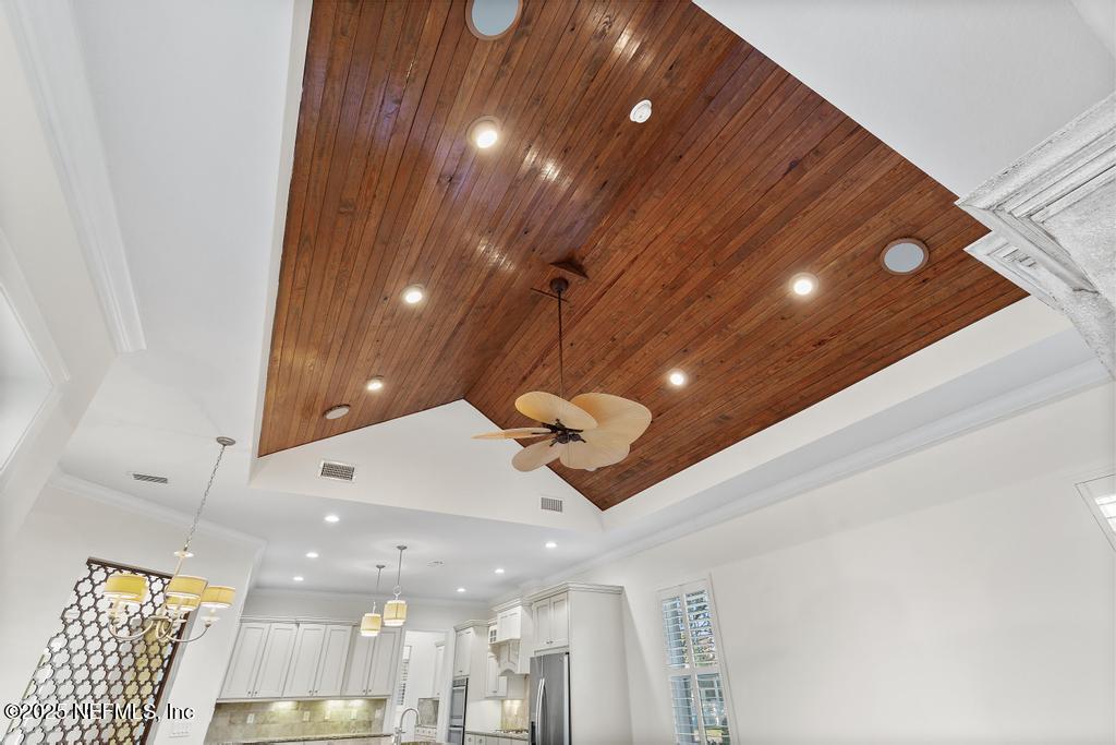 281 STERNWHEEL Drive, St. Johns