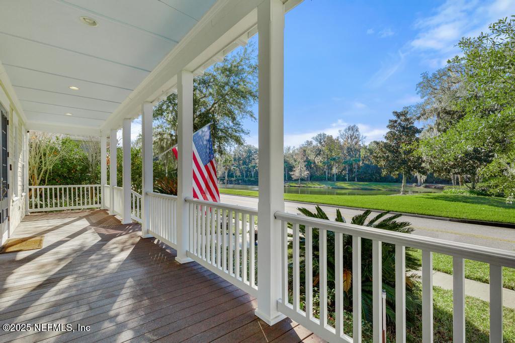 281 STERNWHEEL Drive, St. Johns