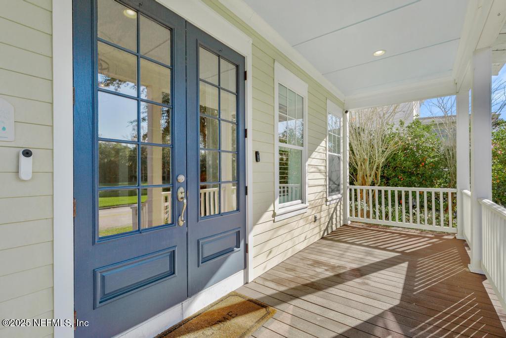 281 STERNWHEEL Drive, St. Johns