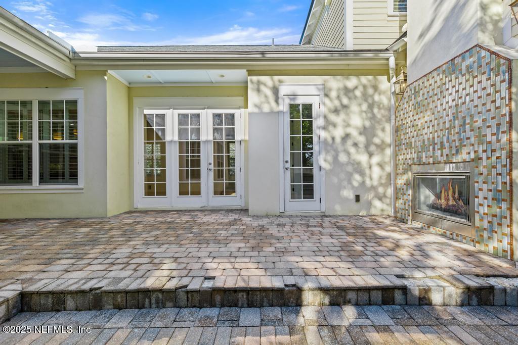 281 STERNWHEEL Drive, St. Johns