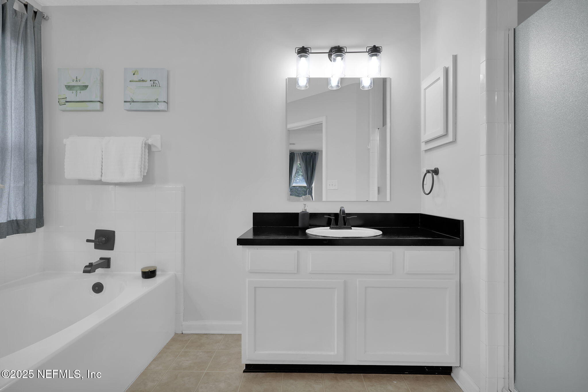 12046 LONDON LAKE Drive W