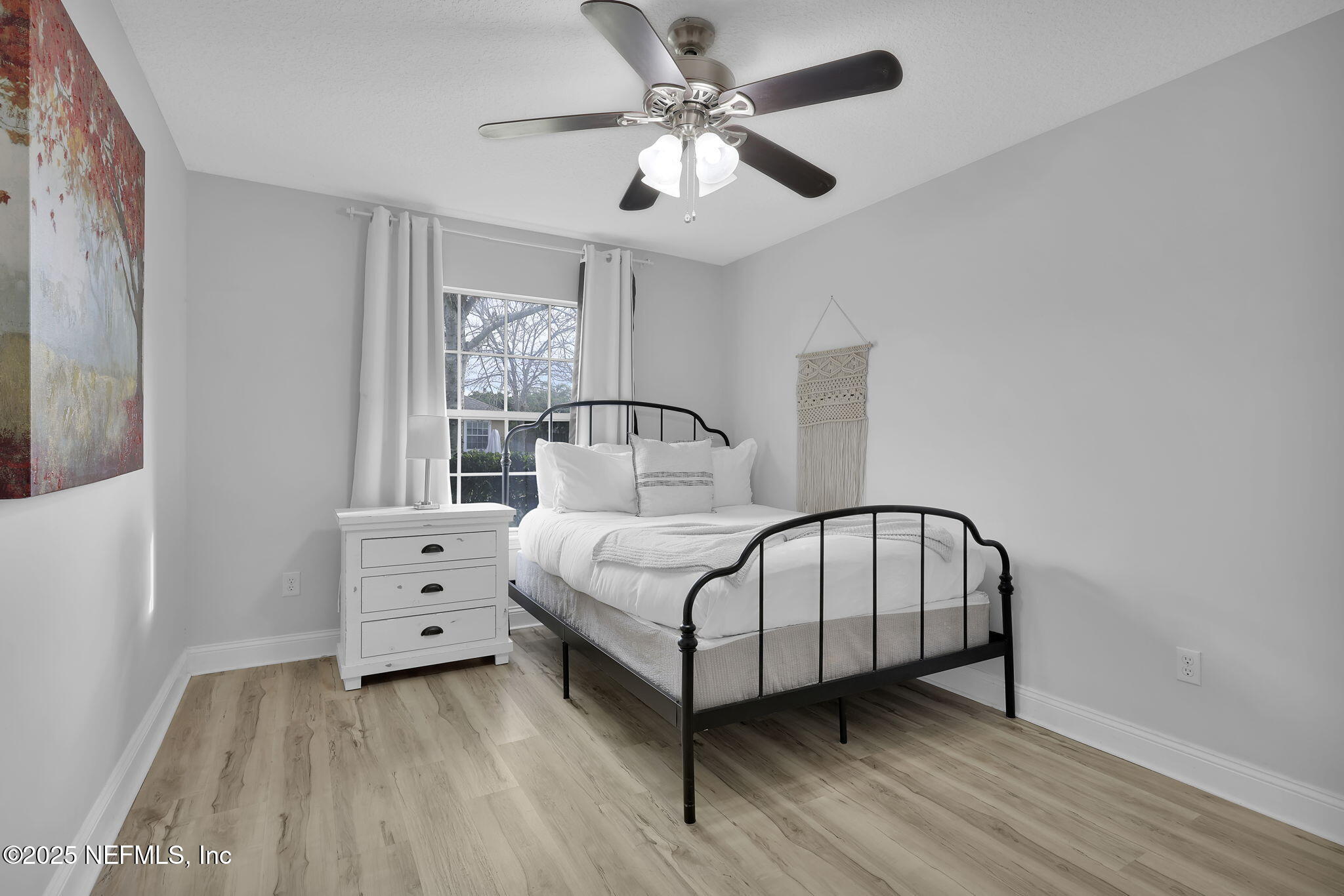 12046 LONDON LAKE Drive W