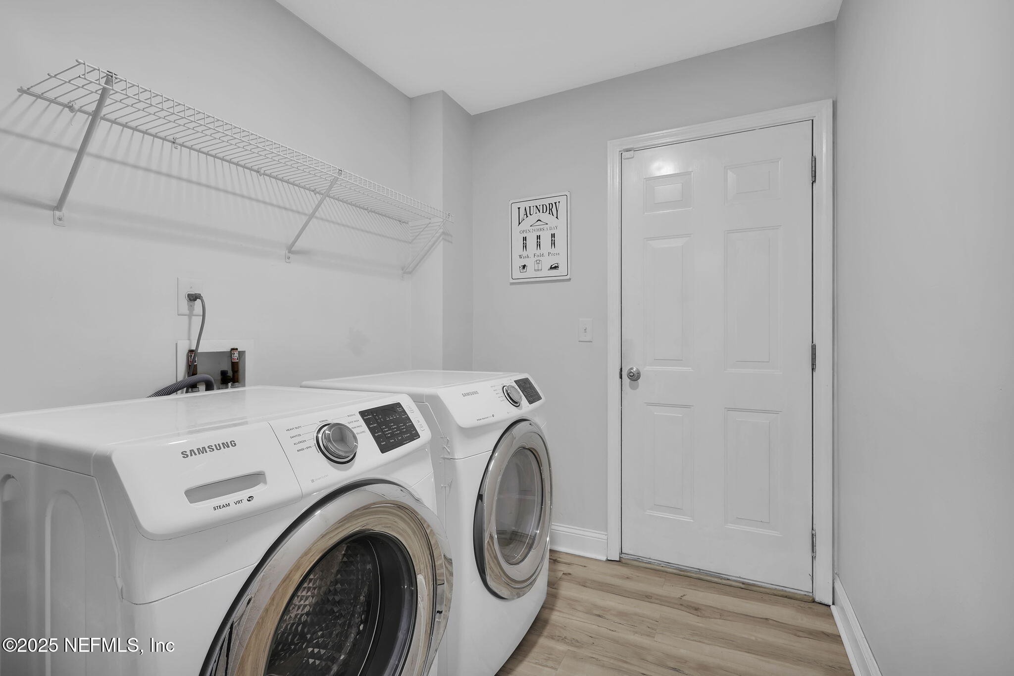 12046 LONDON LAKE Drive W