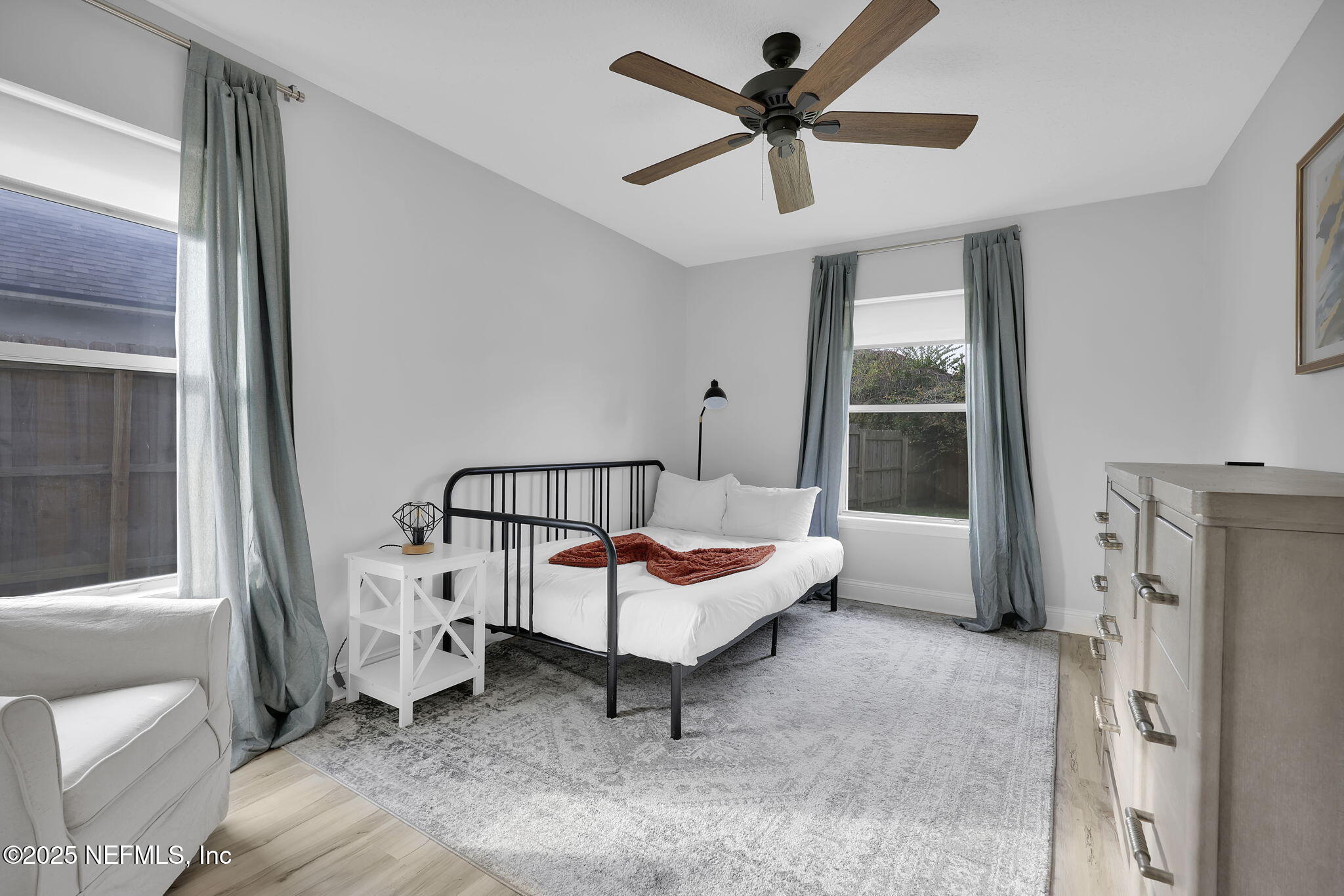 12046 LONDON LAKE Drive W