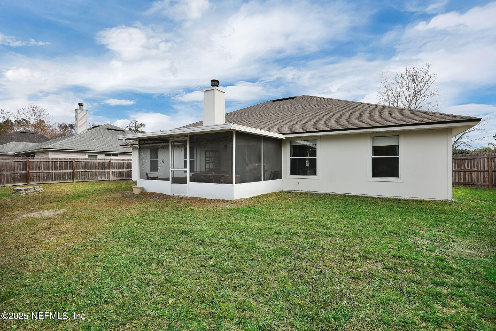 12046 LONDON LAKE Drive W