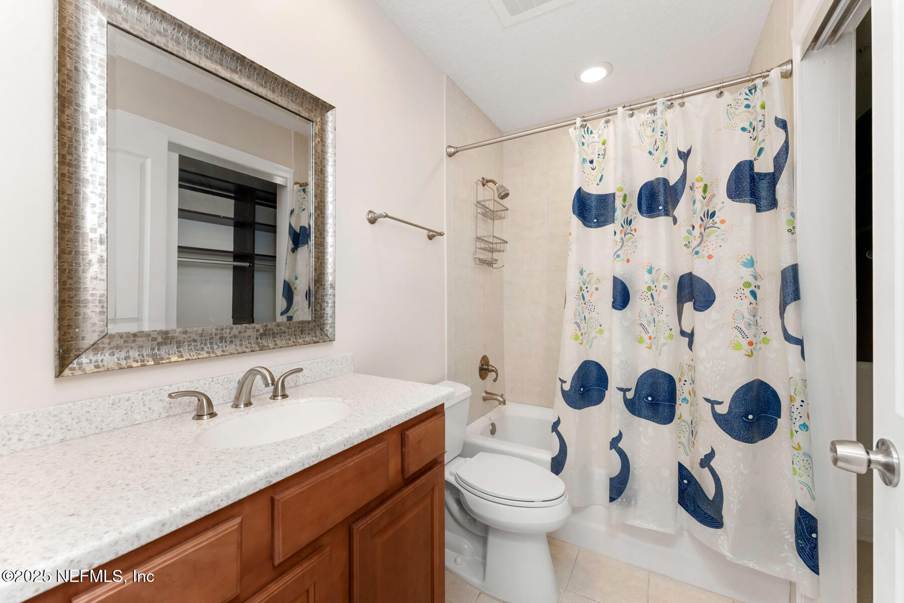 932 1ST Street N, 802