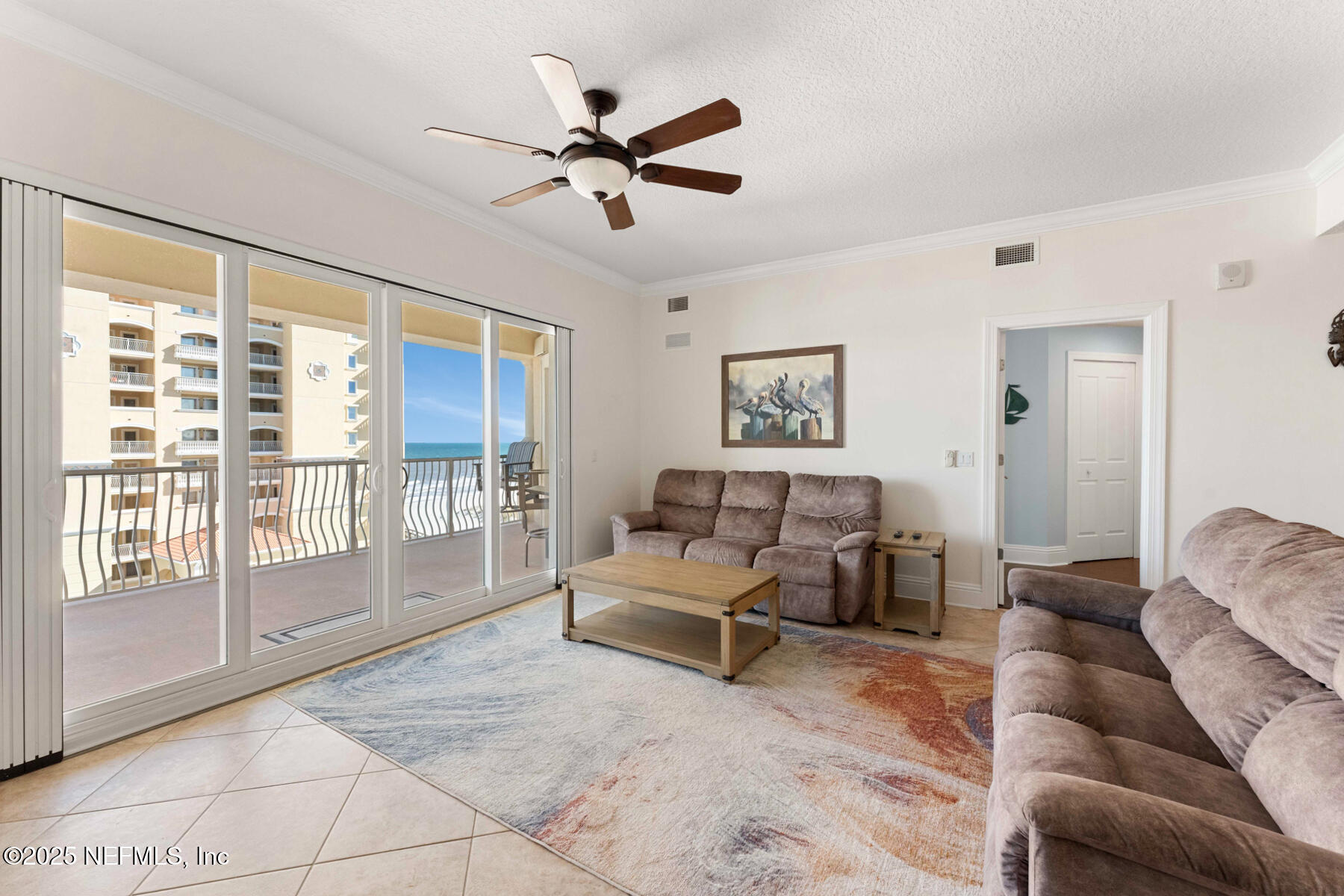 932 1ST Street N, 802