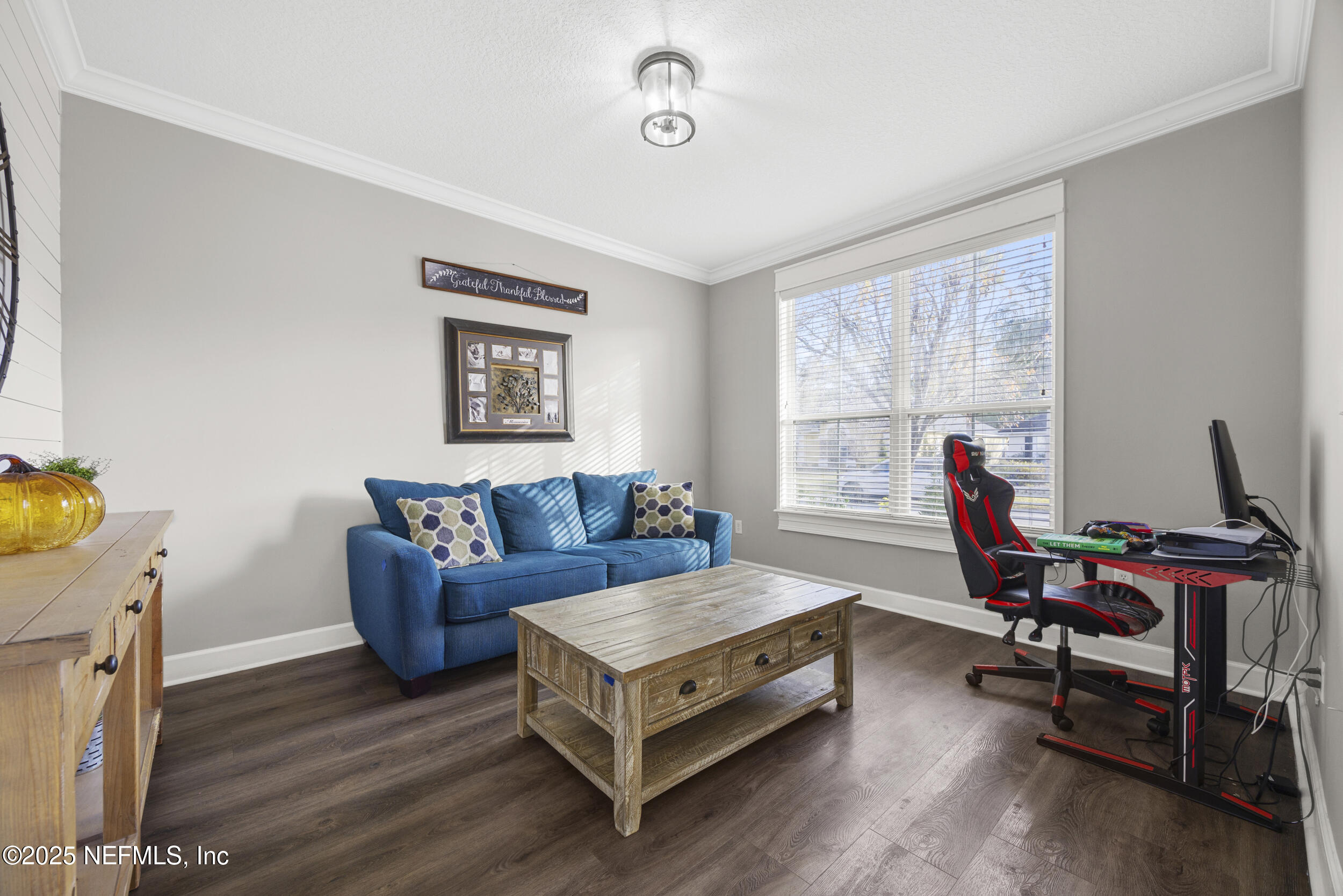 4149 LONICERA Loop
